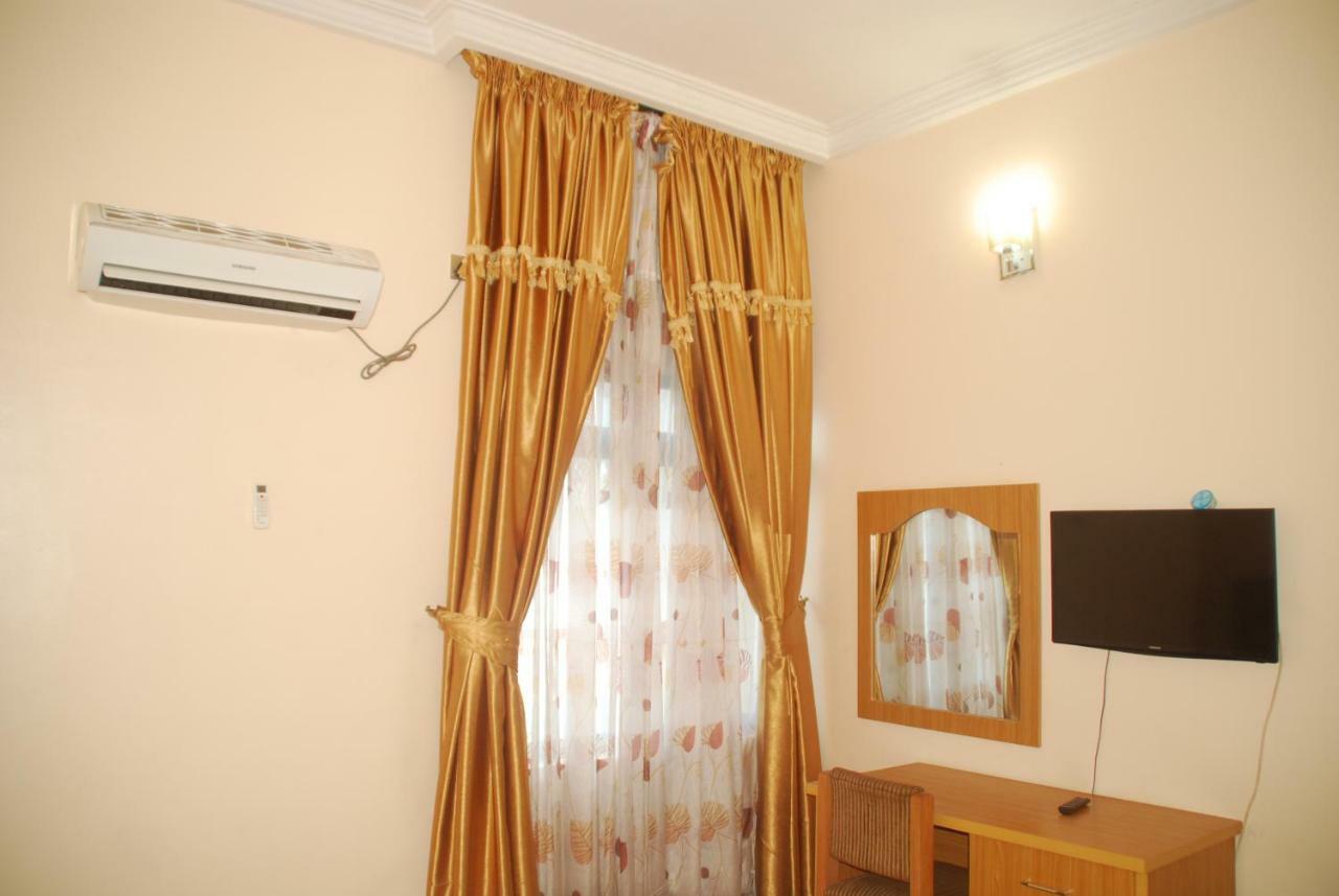 Peace Haven Hotel Abuja Exterior foto