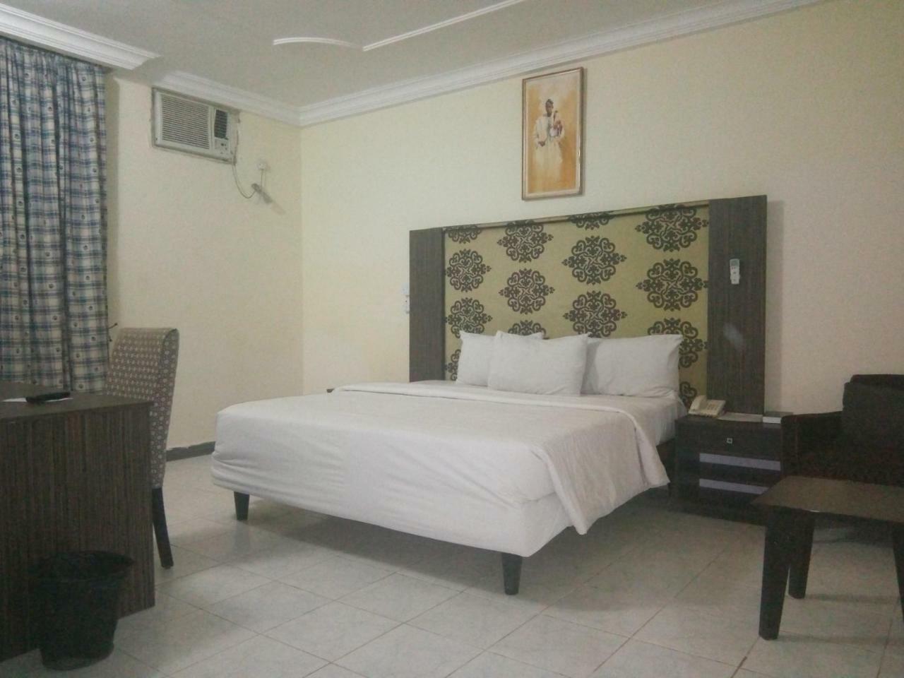Peace Haven Hotel Abuja Exterior foto