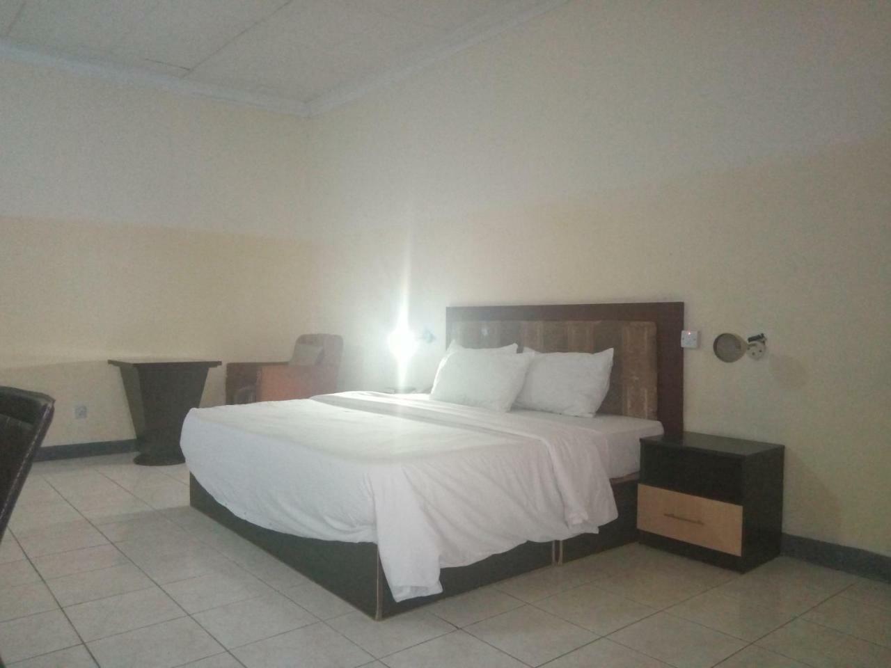 Peace Haven Hotel Abuja Exterior foto